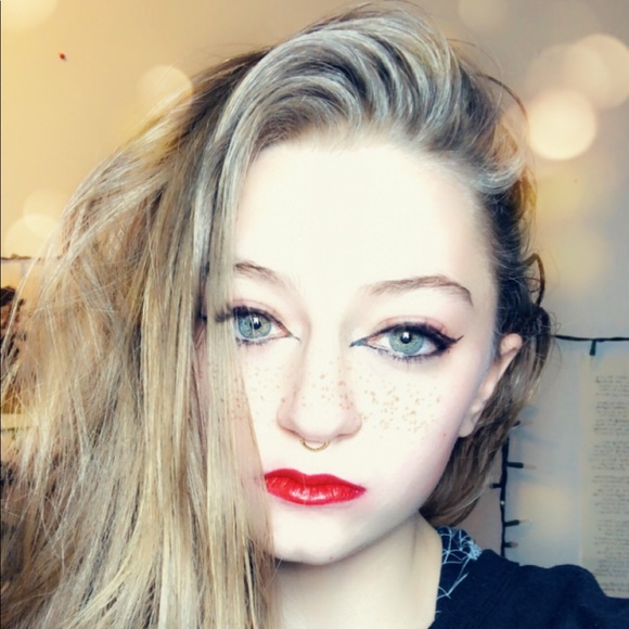 tiny_doll